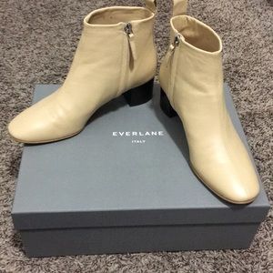 Everlane ecru booties!